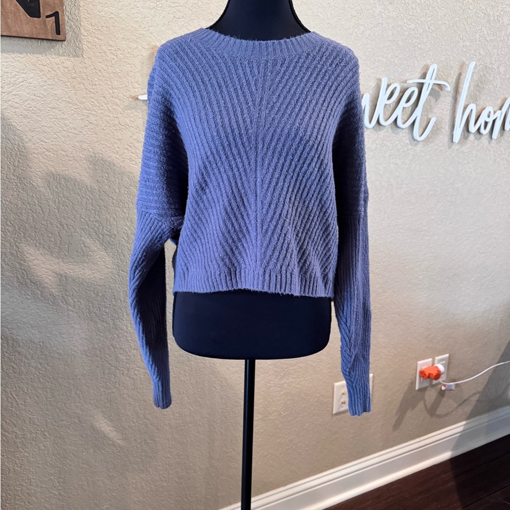 Hollister Women's Sweater in Blue